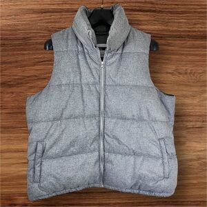 Old Navy Men’s Gray Puffer Vest. XXL.